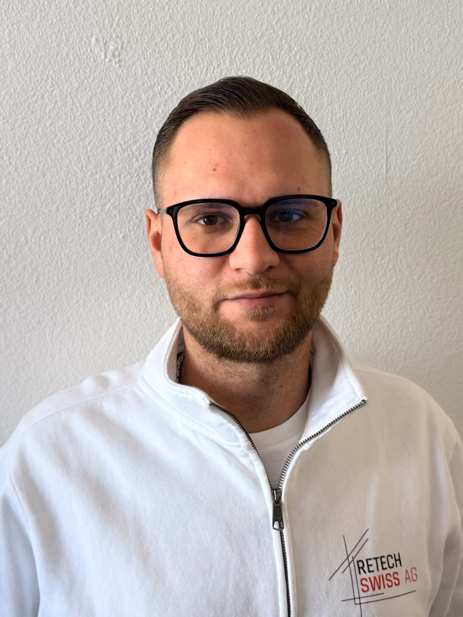 Munil Skenderi